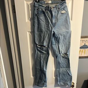 Abercrombie 90s Straight Ultra High Rise Jeans